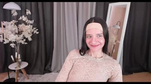 Snapshot of helentasty_ chatting on February 24, 5:22 am Helen online show from February 24, 5:22 am