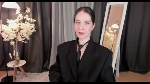 Snapshot of helentasty_ chatting on February 26, 2:48 am Helen online show from February 26, 2:48 am