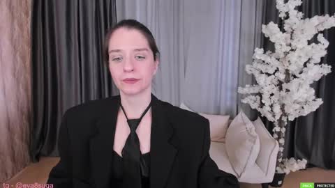 Snapshot of helentasty_ chatting on March 12, 9:12 am Helen online show from March 12, 9:12 am