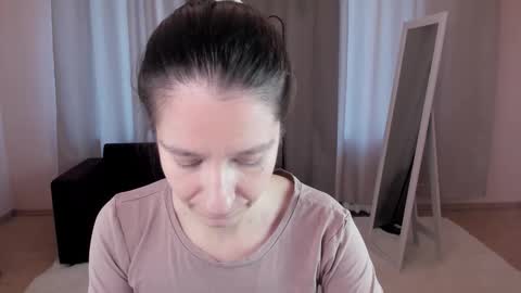 Helen online show from September 26, 2:37 am