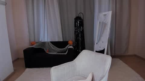 Helen online show from October 27, 2:48 am