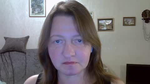 Snapshot of helgacharming chatting on July 5, 6:15 pm helgacharming online show from July 5, 6:15 pm