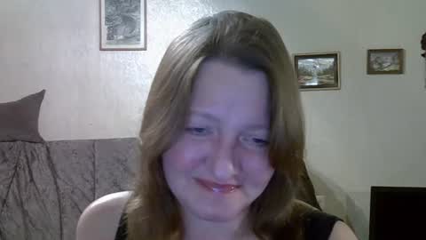 Snapshot of helgacharming chatting on July 29, 1:48 am helgacharming online show from July 29, 1:48 am