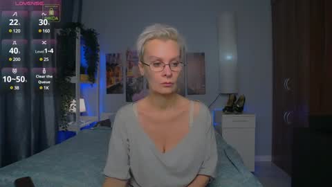 Helga online show from December 4, 4:05 pm