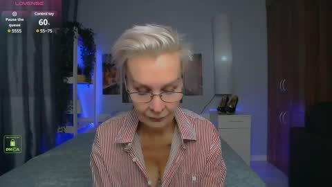 Helga online show from December 9, 3:44 pm