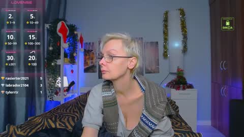 Helga online show from December 22, 1:12 am