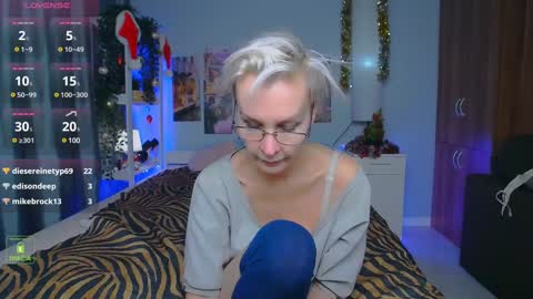 Helga online show from December 23, 11:49 pm