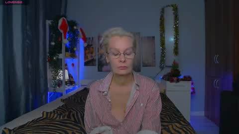 Helga online show from January 6, 2:15 am