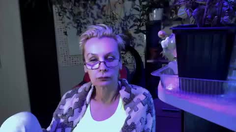 Helga online show from July 16, 6:03 pm
