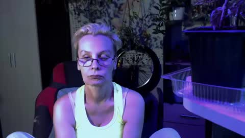 Helga online show from July 17, 6:02 pm