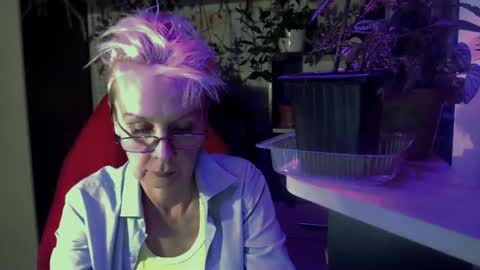 Helga online show from July 28, 9:03 pm