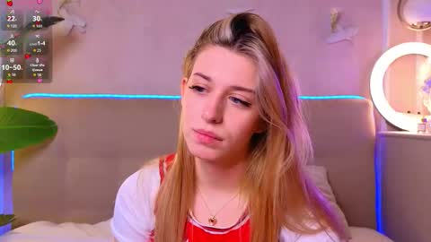 Bonnie3 online show from December 5, 8:01 am