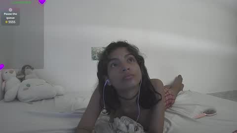 Snapshot of helia_n_amy chatting on December 30, 4:29 pm Helia Transfem and Amy online show from December 30, 4:29 pm