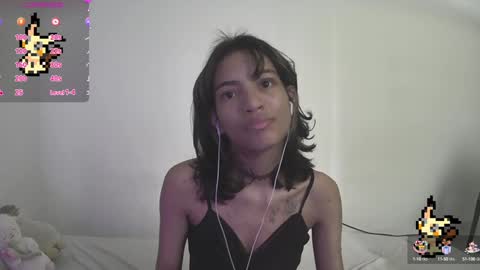 Snapshot of helia_n_amy chatting on January 21, 7:39 pm Helia Transfem and Amy online show from January 21, 7:39 pm