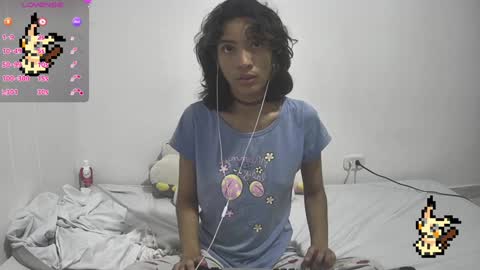 Snapshot of helia_n_amy chatting on January 29, 11:35 pm Helia Transfem and Amy online show from January 29, 11:35 pm