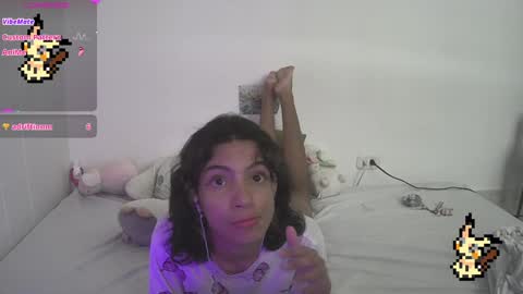 Snapshot of helia_n_amy chatting on January 30, 6:54 pm Helia Transfem and Amy online show from January 30, 6:54 pm