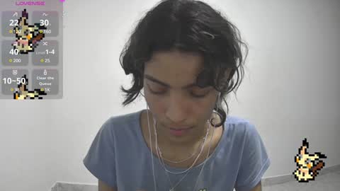 Snapshot of helia_n_amy chatting on February 1, 2:16 am Helia Transfem and Amy online show from February 1, 2:16 am