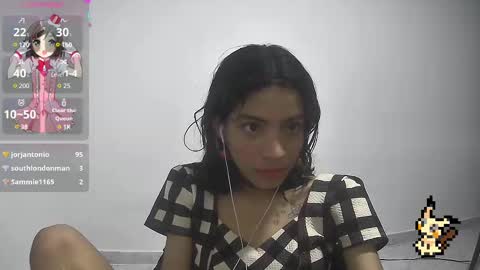 Snapshot of helia_n_amy chatting on February 10, 8:31 am Helia Transfem and Amy online show from February 10, 8:31 am