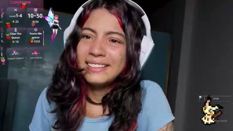 Snapshot of helia_n_amy chatting on September 12, 6:02 am Helia Transfem and Amy online show from September 12, 6:02 am