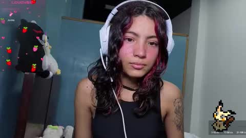 Snapshot of helia_n_amy chatting on October 2, 4:14 pm Helia Transfem and Amy online show from October 2, 4:14 pm