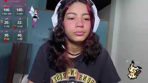 Snapshot of helia_n_amy chatting on October 12, 8:08 pm Helia Transfem and Amy online show from October 12, 8:08 pm