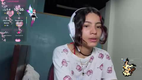 Snapshot of helia_n_amy chatting on October 23, 11:14 pm Helia Transfem and Amy online show from October 23, 11:14 pm