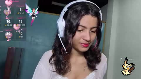 Helia Transfem and Amy online show from November 9, 2:32 am