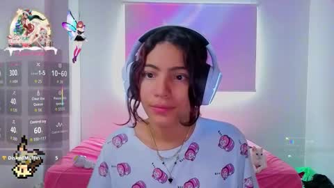 Helia Transfem and Amy online show from December 1, 5:51 pm