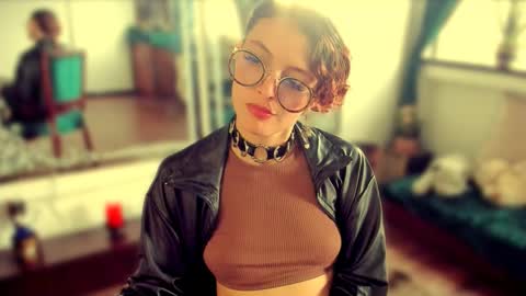 Heliconia online show from March 28, 7:13 pm