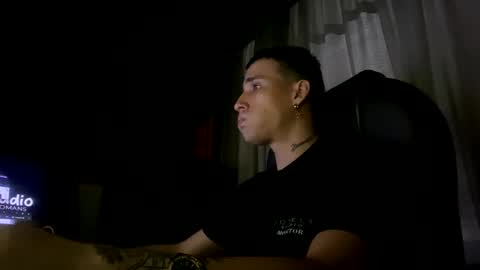 Snapshot of hell_boy66 chatting on March 5, 12:05 am Eros online show from March 5, 12:05 am