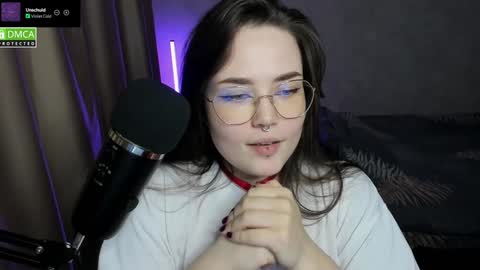 Red online show from December 12, 7:37 pm