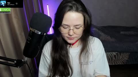 Red online show from December 17, 10:00 pm