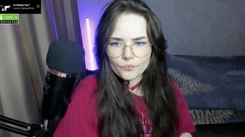 Red online show from December 22, 11:09 pm