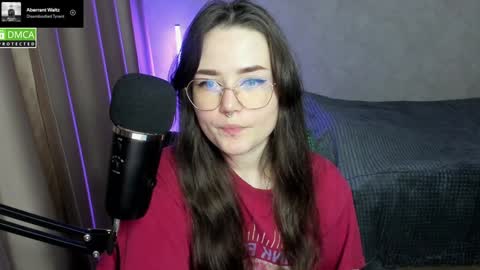 Red online show from December 27, 9:54 pm