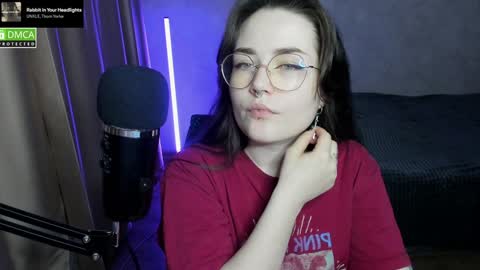 Red online show from December 28, 6:08 pm