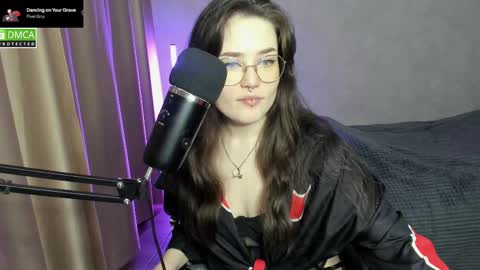 Red online show from February 28, 6:09 pm