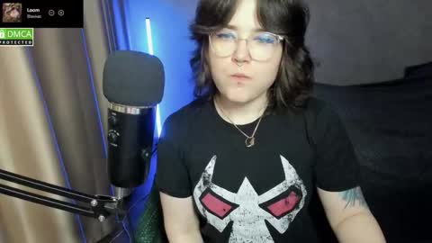 Red online show from November 29, 7:50 pm