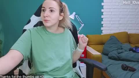 Anastasiia  online show from November 19, 11:10 am