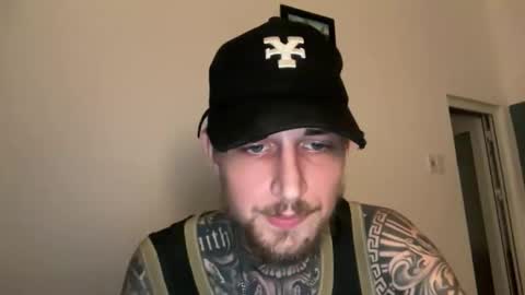 Snapshot of hellacozy chatting on October 23, 4:28 pm hellacozy online show from October 23, 4:28 pm