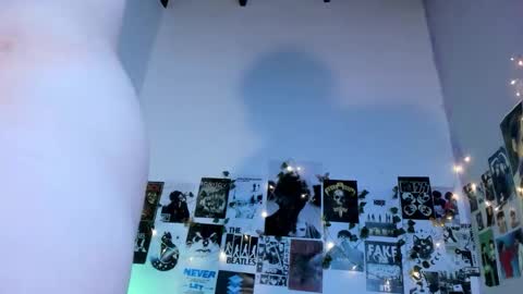 Snapshot of hellen21rose chatting on February 28, 5:19 am hellen online show from February 28, 5:19 am