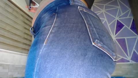 Snapshot of hellen_maya chatting on April 28, 9:31 pm hellen maya online show from April 28, 9:31 pm