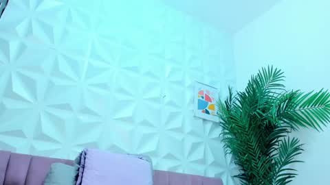 hellen     online show from January 17, 1:15 am