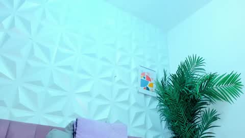 hellen     online show from January 18, 7:04 pm