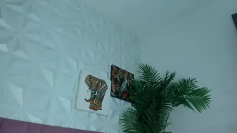 Snapshot of hellen_sky_ chatting on May 26, 7:10 pm hellen online show from May 26, 7:10 pm