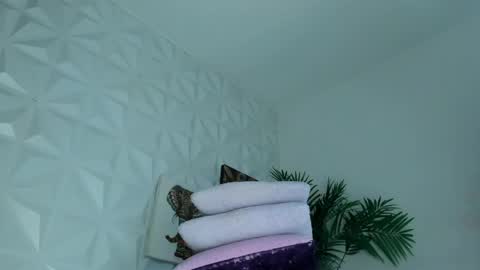 Snapshot of hellen_sky_ chatting on May 27, 5:54 pm hellen online show from May 27, 5:54 pm