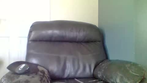 Snapshot of hellflow chatting on April 24, 3:03 pm hellflow online show from April 24, 3:03 pm