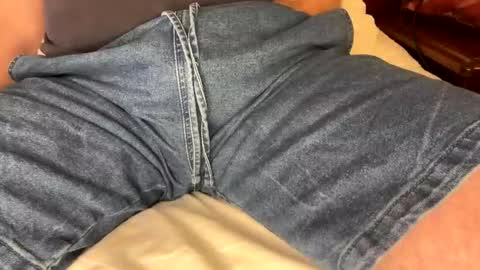 Snapshot of hello902 chatting on October 28, 3:32 am David Whinston Smith online show from October 28, 3:32 am