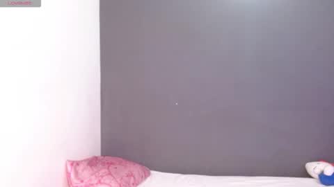 Snapshot of hellokitty_valery1 chatting on October 27, 5:22 am hellokitty_valery1 online show from October 27, 5:22 am