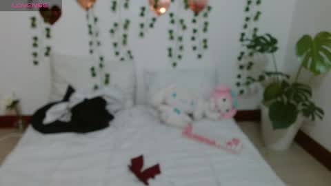 hellokitty_valery1 online show from April 4, 1:15 am