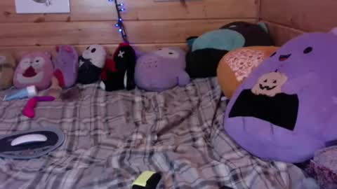 hellrazorbabexxx online show from February 27, 12:43 am